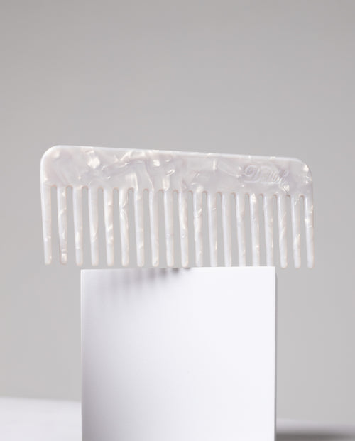 Silken Trace hair comb